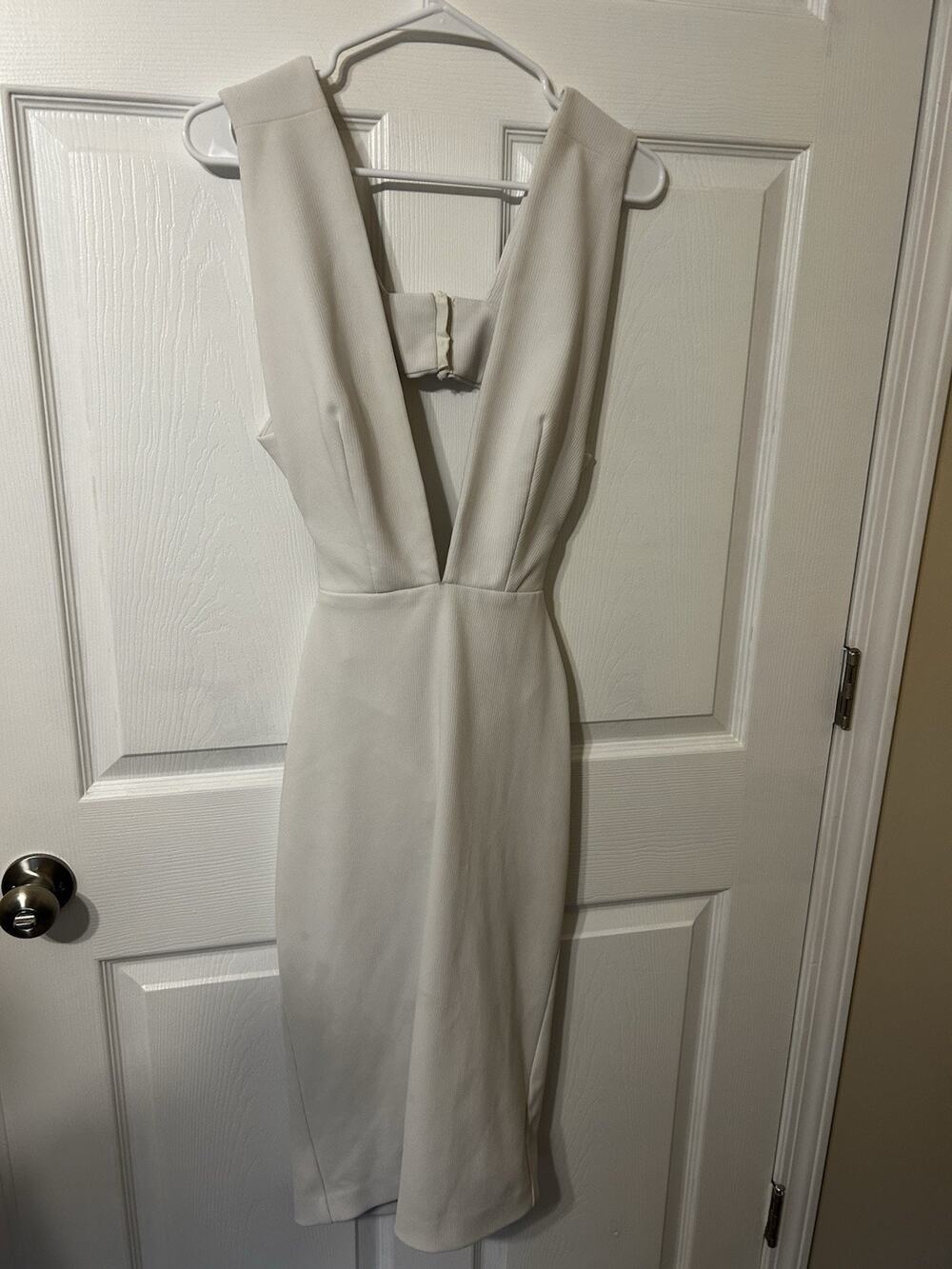 Solace London Cream Ivory Sleeveless Crossover Back Santana Mini Dress Sz 6